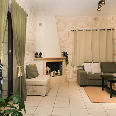 Evanthe Stone Villa *